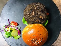 -HIGH FIVE哈福手工汉堡(桂林路店)