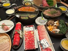 -三出山火锅(南京万象天地店)