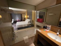 -青岛富力艾美酒店