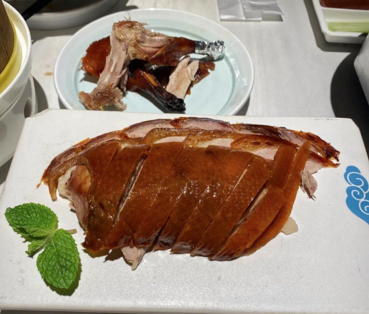 悦然广场北京烤鸭