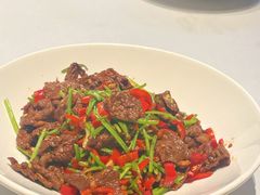 -鱼鲜饭香·招牌汽锅剁椒鱼头王