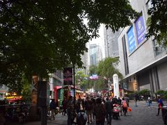 -日月光中心广场