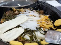 -屯老二农家铁锅炖·行业领军者(梅江店)