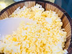 -石磨豆花家常菜·牦牛排土火锅