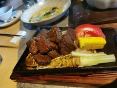 铁锄牛排-穹六人间 people 6(岳阳路店)