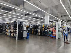 -迪卡侬(金龙湖店)