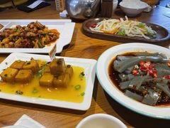 -隔壁老王·家常云南菜(花巷店)