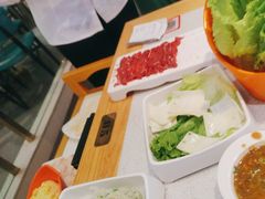 -浪里寻·臻牛养生牛肉火锅(方圆荟店)