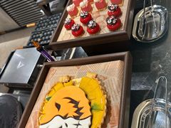 -广州万富希尔顿酒店·感趣自助餐厅·金秋蟹宴生蚝海鲜刺身