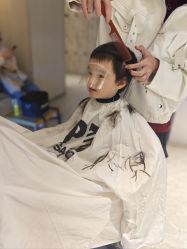 -PE SALON