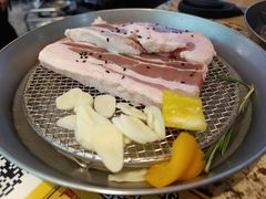 厚切黑猪五花-安又胖韩国烤肉(美罗城店)