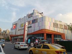-吾悦广场(南京鼓楼店)