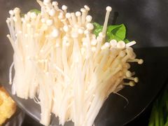 金针菇-牛焱·贵州黄牛肉火锅(城西银泰店)