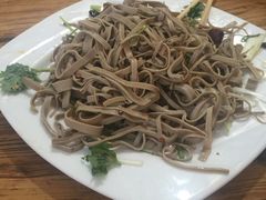 -溢心园香河肉饼总店