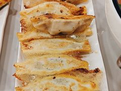 牛肉大葱锅贴-小二锅贴私家菜(新世纪步行街第二大街店)