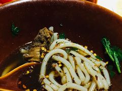 花溪牛肉粉-黔香阁·味(花木店)