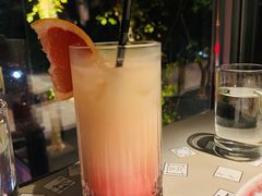 -穹六人间 people 6(岳阳路店)