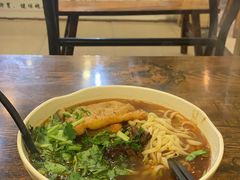 -牛吃草牛肉面牛杂面(桐城路店)