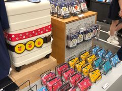 -LINE FRIENDS Garosu-gil Flagship Store