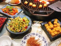 -燚店·铁板鱼蛙·烤肉·烤串(北新桥店)