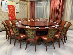 包厢-六和聚传统烤鸭.天津菜(和平店)