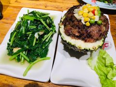 -老滇山寨•云南特色菜•地方菜•民族风情歌舞表演(金碧店)