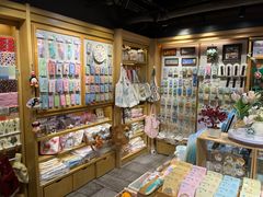 -猫的天空之城概念书店(苏州诚品店)