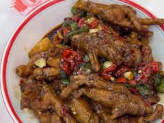 -堂瓦里·33年传统赣菜(第一街区店)