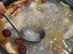 -濠轩阁特色生蚝火锅(水湾路店)