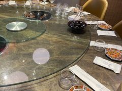 包厢-日进一片海.生腌海鲜火锅.宵夜烧烤(三里屯总店)