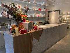 -洪小鹏生活美学馆(领SHOW天地店)