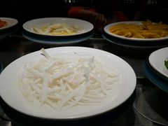 -钱小主·自助回旋烤肉火锅餐厅(东方新天地店)