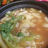 茄子酱比我做的好吃多了，还配蘸酱菜
