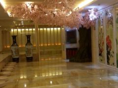 宽敝明亮的韩式汗蒸馆-碧中海汤泉汗蒸酒店