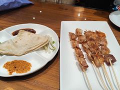 -泉畔人家·老济南经典鲁菜(大明湖店)