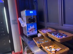 -钳小柒·小龙虾蓝龙王烧烤夜宵(长寿路店)