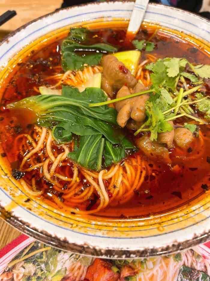 五味小面(荔胜广场店)-"[薄荷]环境:在荔胜广场食街口,原来店.