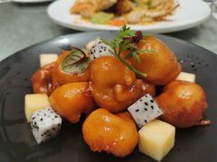 鲜果咕噜肉-喜宴又一村·粤菜·茶点·海鲜(壹方天地店)
