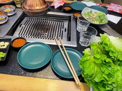 -臻牛烤肉