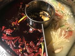 -佬土鹅肠火锅(解放路店)