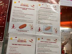 -Bánh Mì Huynh Hoa