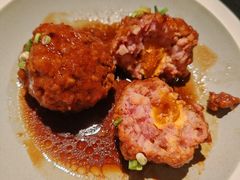 咸蛋黄狮子头-梅飞酒家(桑园路店)
