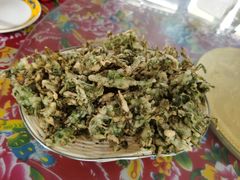 炸花椒芽-何适山庄 ·可团建(水长城P2停车场店)