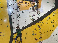 -问山MountQuest攀岩馆