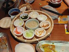 -包整·丝娃娃(一览甲秀楼风景店)