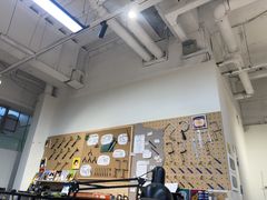 -郑在DIY·潮玩银饰绘画手作(中央大道旗舰店)