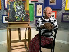 -曼谷杜莎夫人蜡像馆