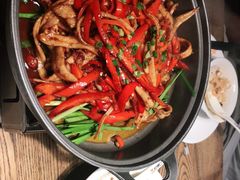 平锅香辣鱿鱼-爱碗亭·鲜炒湖南菜(壹城中心店)
