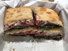 -OUR Bakery(中海环宇荟店)