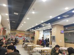 -江城燕子大排档(江汉路步行街店)